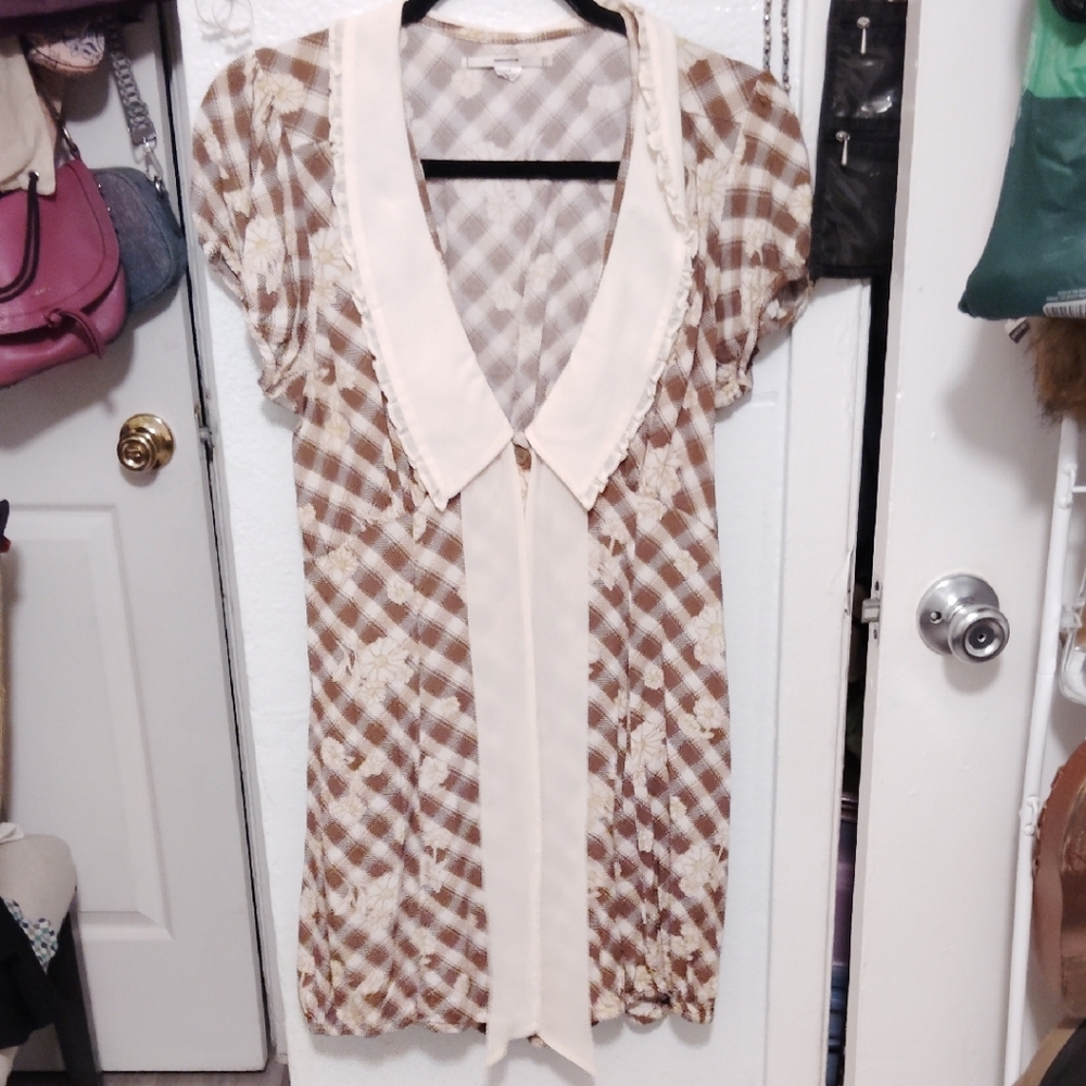 Brown and Cream Graphic Sailor Collar Blouse
